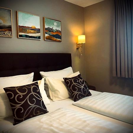 Hotel Regina لودويغشافن ام ري المظهر الخارجي الصورة
